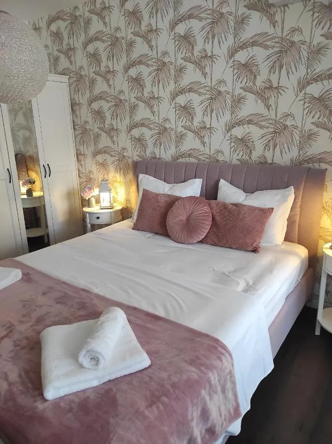 Las Palmas Apartment Burgas